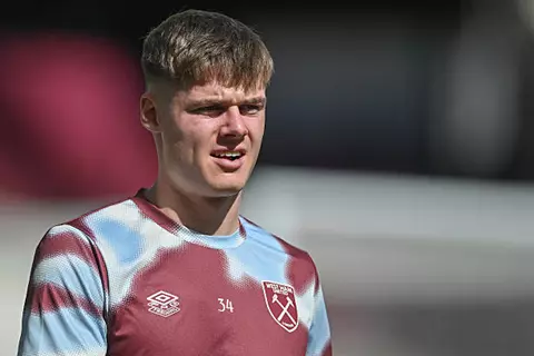 تقارير: روما يحسم صفقة إيفان فيرجسون